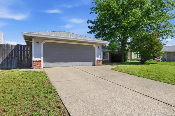 $399,000 | 1707 Chateau Drive, Olivehurst, CA 95961