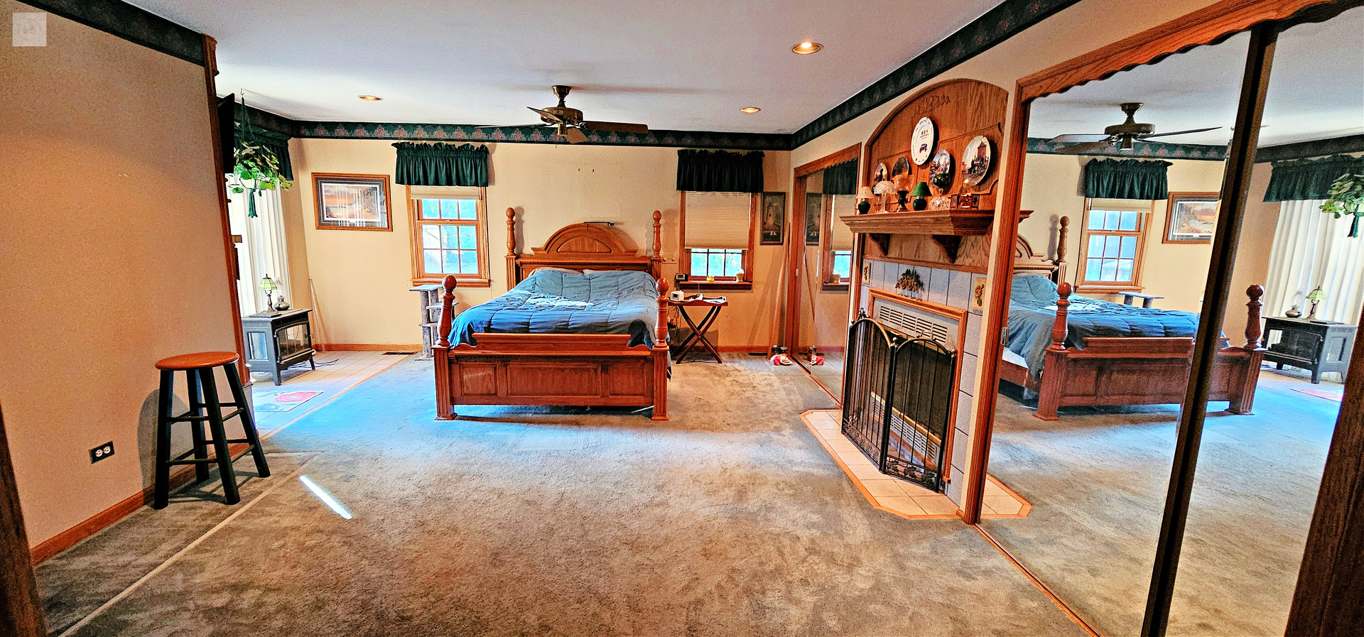 7730 Virginia Court Willowbrook, IL 60527 - Photo 14 of 33 a living room with furniture and a floor to ceiling window