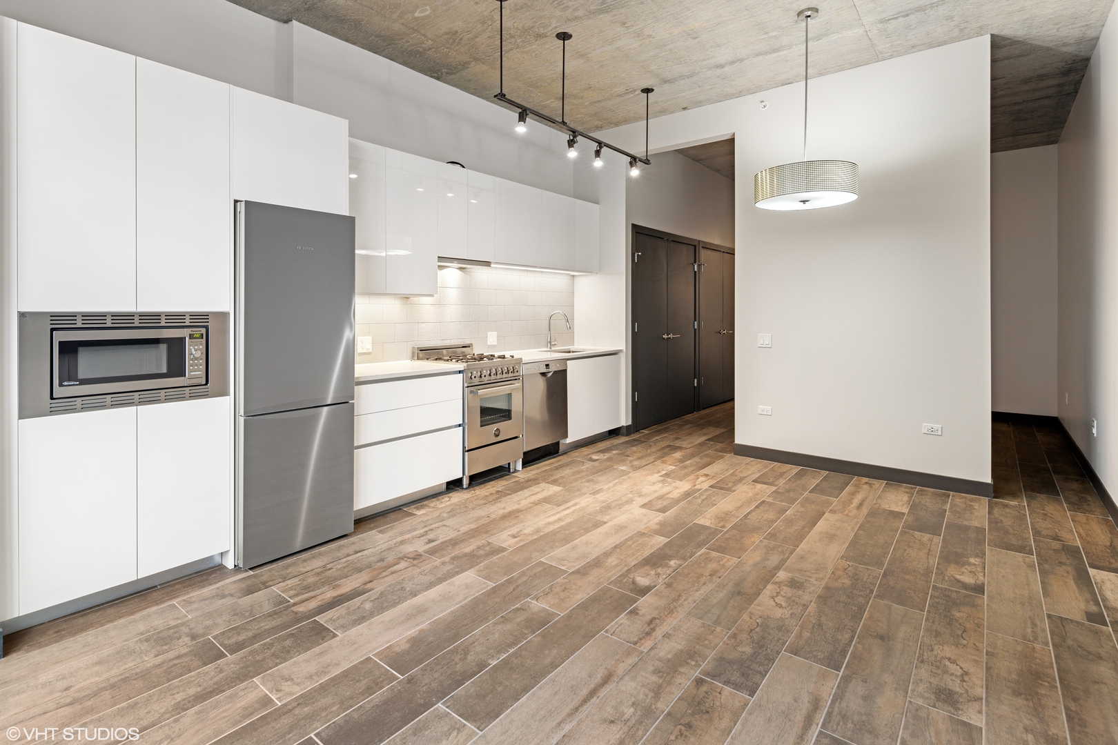 171 North Aberdeen Street, Unit 605 Chicago, IL 60607 - Photo 6 of 20