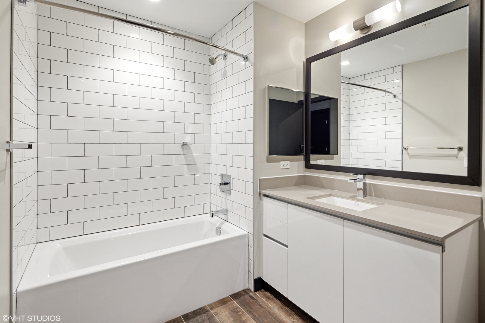 171 North Aberdeen Street, Unit 605 Chicago, IL 60607 - Photo 8 of 20
