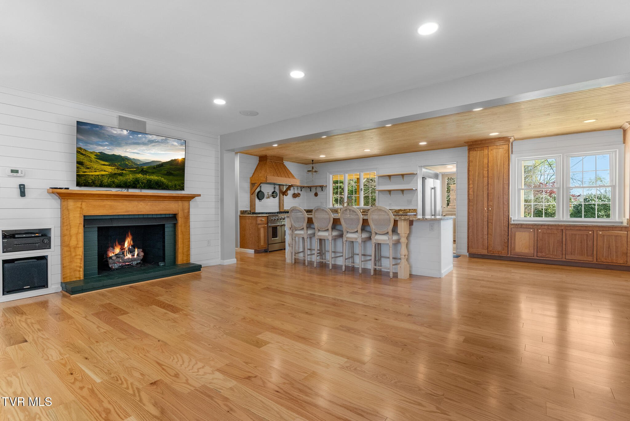 31142 Princeton Avenue Glade Spring, VA 24340 - Photo 4 of 56 DSC04320