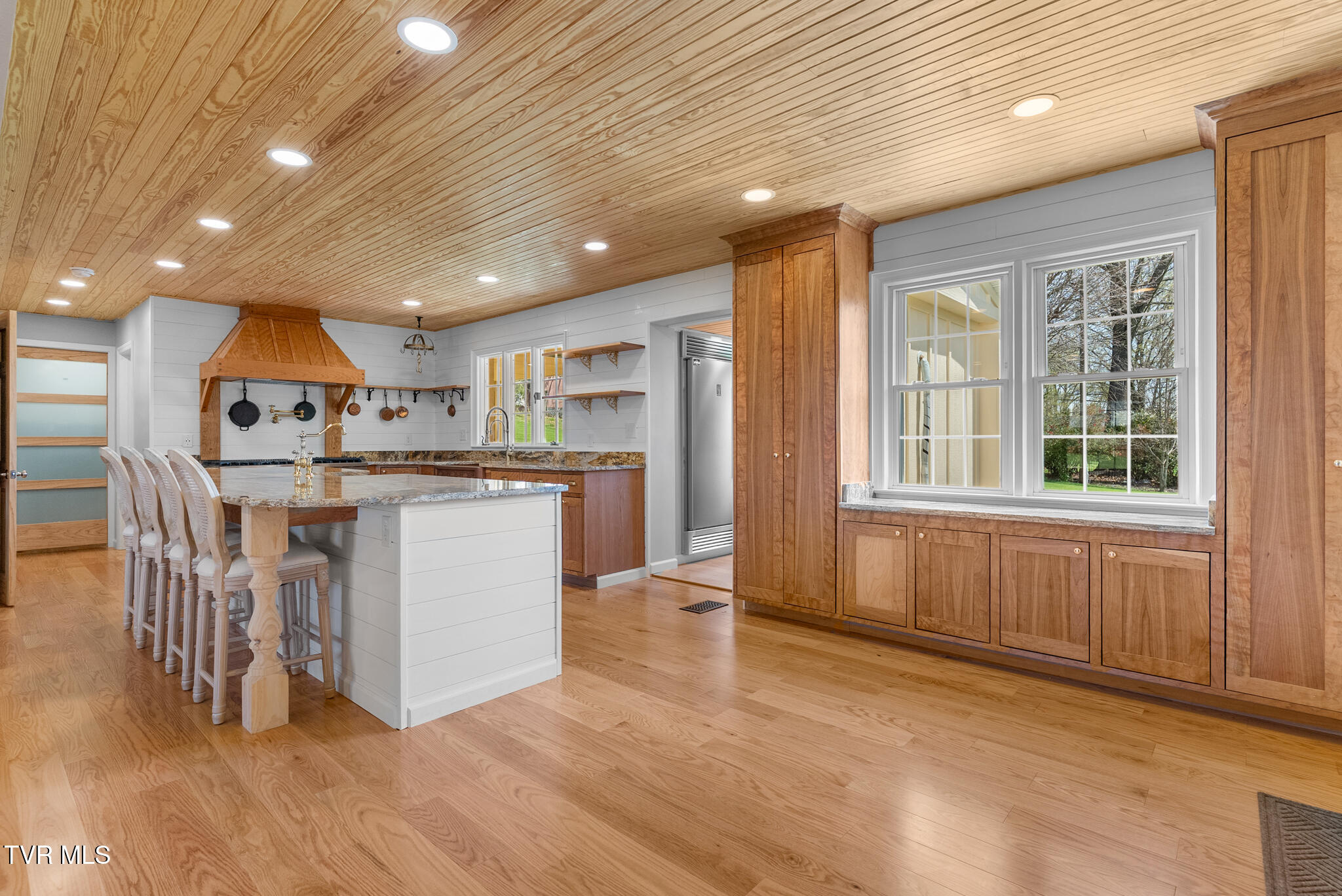 31142 Princeton Avenue Glade Spring, VA 24340 - Photo 6 of 56 DSC04330