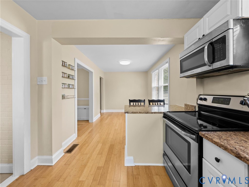 19604 Woodpecker Road Petersburg, VA 23803 - Photo 19 of 52