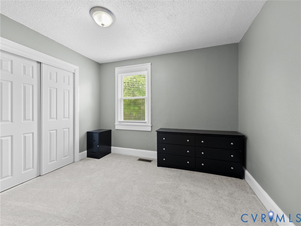 19604 Woodpecker Road Petersburg, VA 23803 - Photo 26 of 52
