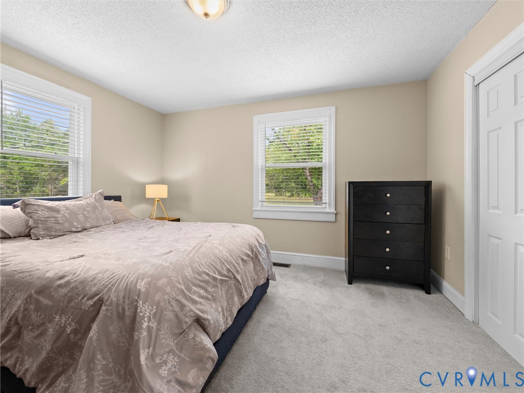 19604 Woodpecker Road Petersburg, VA 23803 - Photo 28 of 52