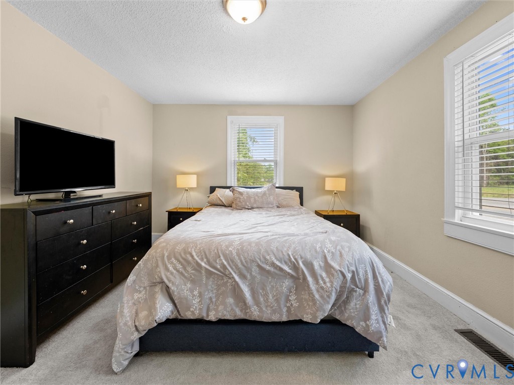 19604 Woodpecker Road Petersburg, VA 23803 - Photo 29 of 52