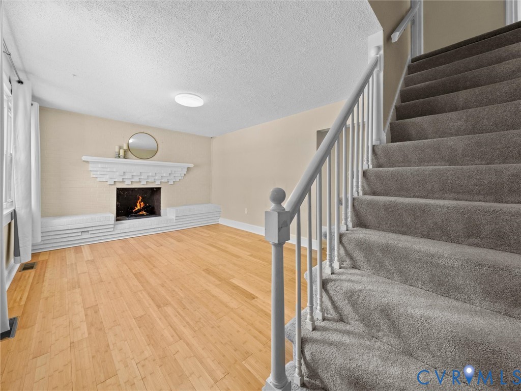 19604 Woodpecker Road Petersburg, VA 23803 - Photo 6 of 52