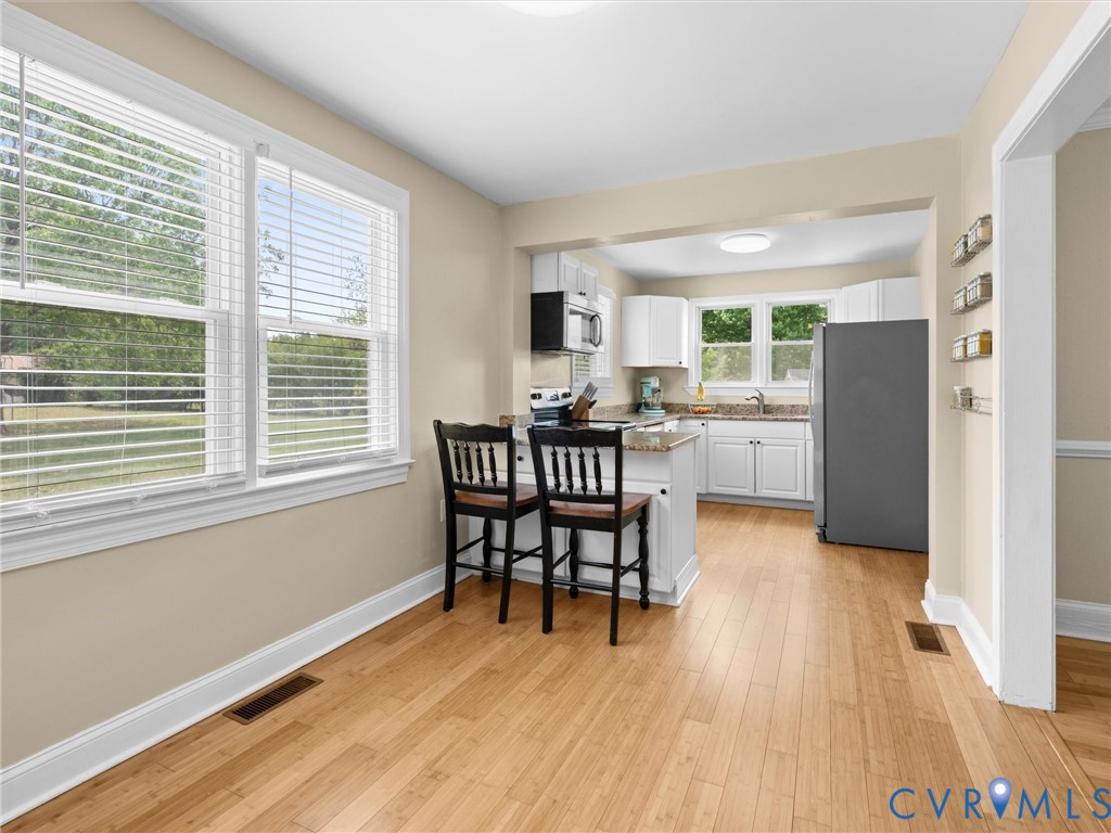 19604 Woodpecker Road Petersburg, VA 23803 - Photo 10 of 52