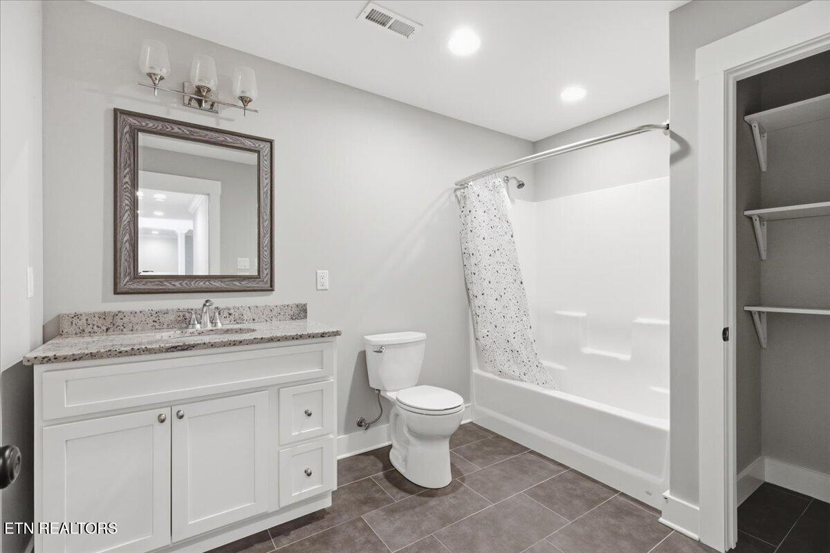 124 Alpine Drive Clinton, TN 37716 - Photo 25 of 54 27-036_7K9A1153