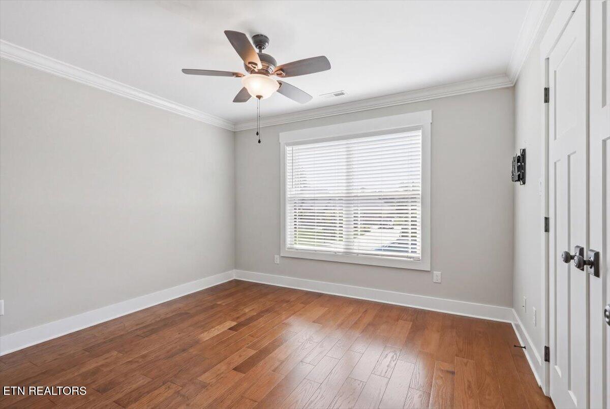 124 Alpine Drive Clinton, TN 37716 - Photo 27 of 54 29-029_7K9A1165_reedit_112cddc4