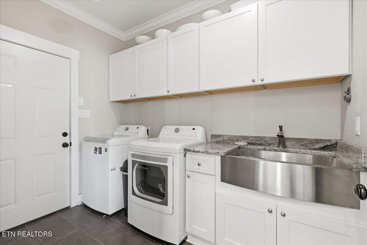 124 Alpine Drive Clinton, TN 37716 - Photo 32 of 54 34-041_7K9A1207