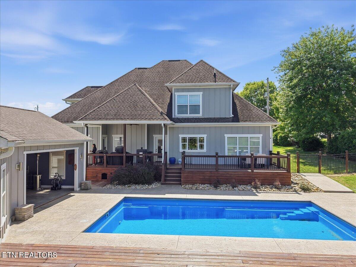 124 Alpine Drive Clinton, TN 37716 - Photo 36 of 54 38-005_DJI_20260415153507_0506_D