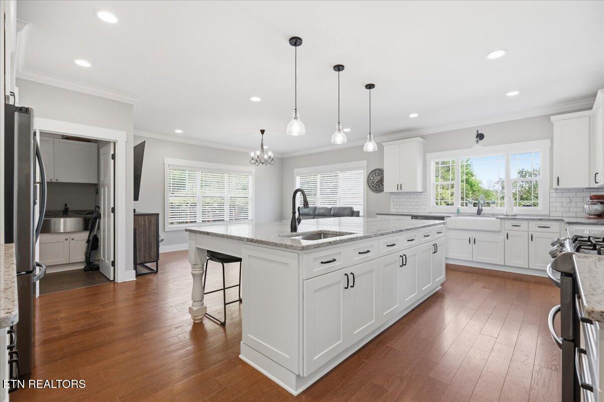 124 Alpine Drive Clinton, TN 37716 - Photo 6 of 54 08-009_7K9A1204