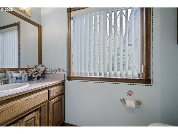 $789,901 | 39428 Jasper Lowell Road, Lowell, OR 97452