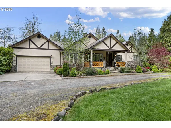 $789,901 | 39428 Jasper Lowell Road, Lowell, OR 97452