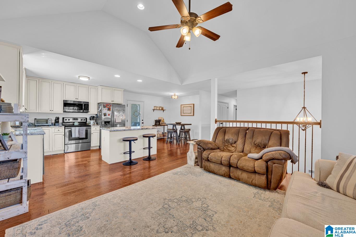 2227 Oscar Bradford Road Hayden, AL 35079 - Photo 4 of 37