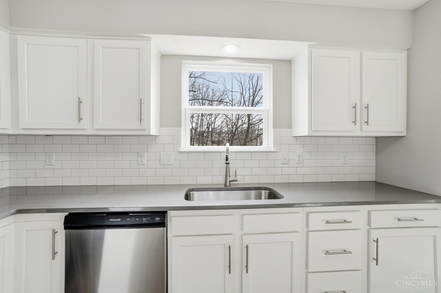 450 Hamilton View Hamilton, OH 45013 - Photo 25 of 66 Gallery Image 25