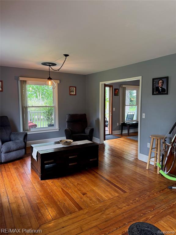 10989 North Latson Road Howell, MI 48855 - Photo 4 of 21