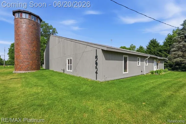 $435,000 | 15921 West M 36, Pinckney, MI 48169