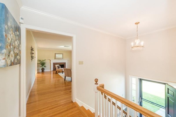 8 Nickerson Road Lexington, MA 02421 - Photo 4 of 30