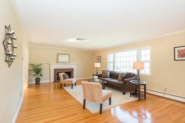 8 Nickerson Road Lexington, MA 02421 - Photo 5 of 30