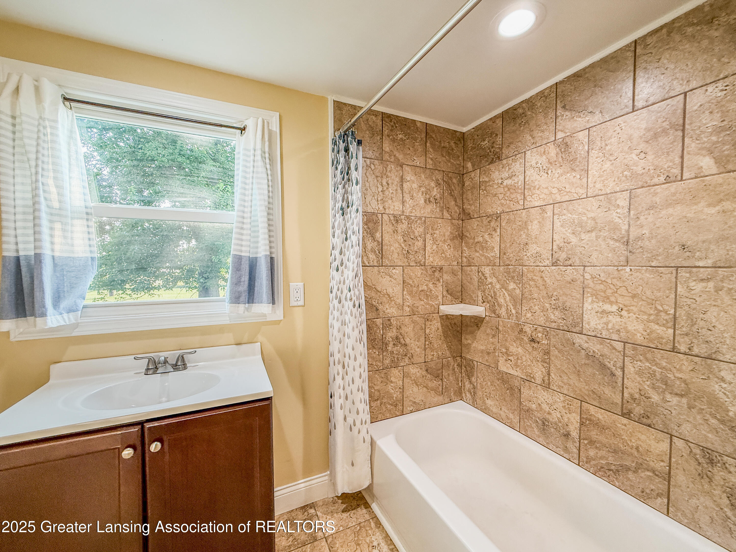3038 West Barnes Road Mason, MI 48854 - Photo 21 of 45 IMG_6723