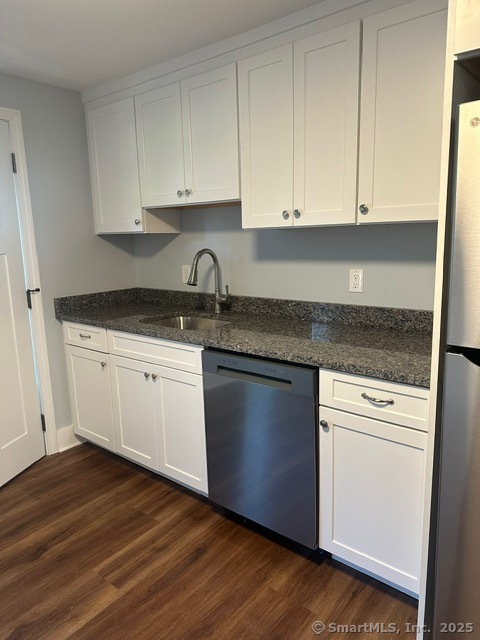 115 Roosevelt Drive, Unit 3 Derby, CT 06418 - Photo 7 of 8