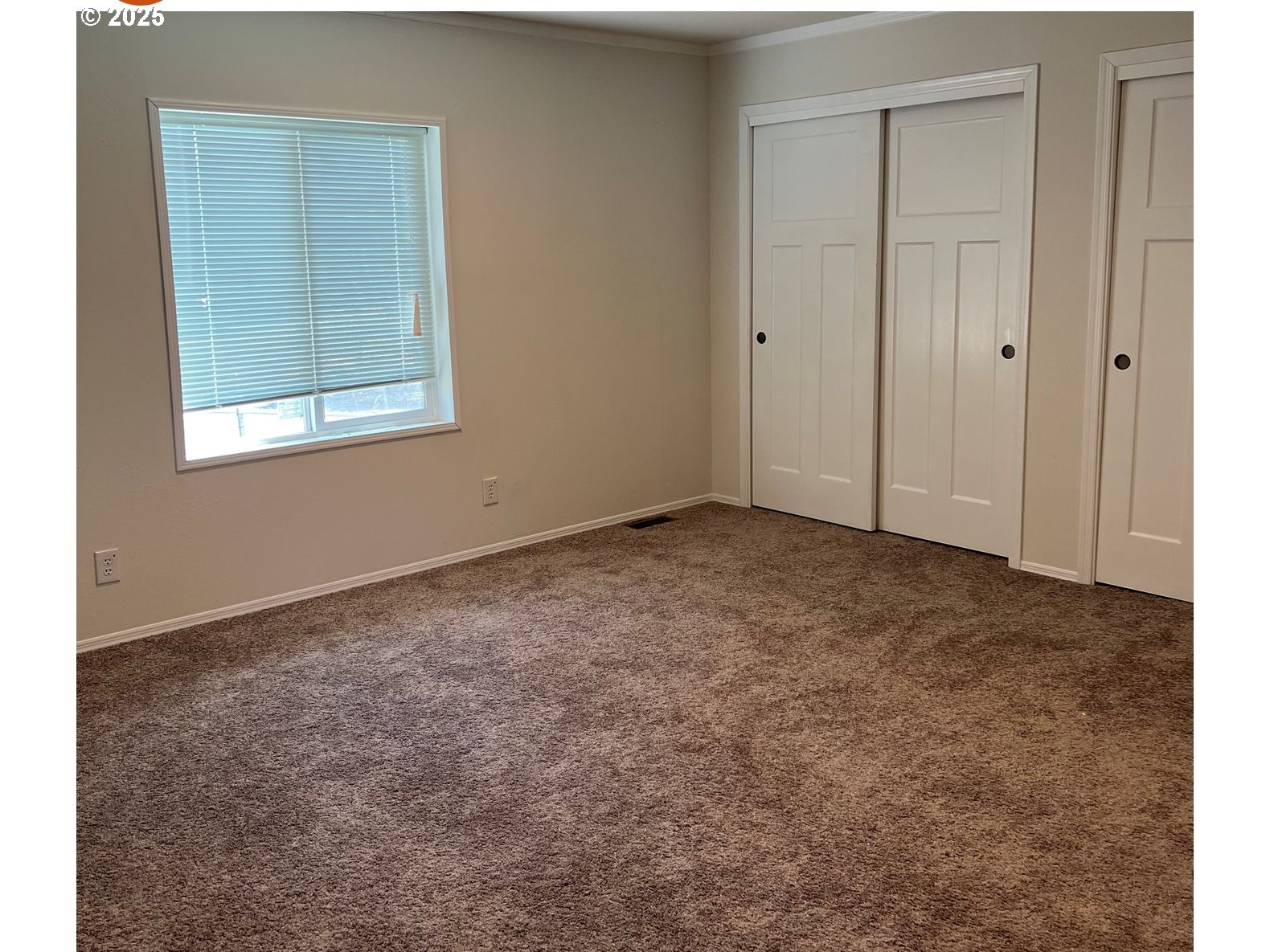 27645 Snyder Road, Unit 35 Junction City, OR 97448 - Photo 7 of 11 Primary Bedroom
