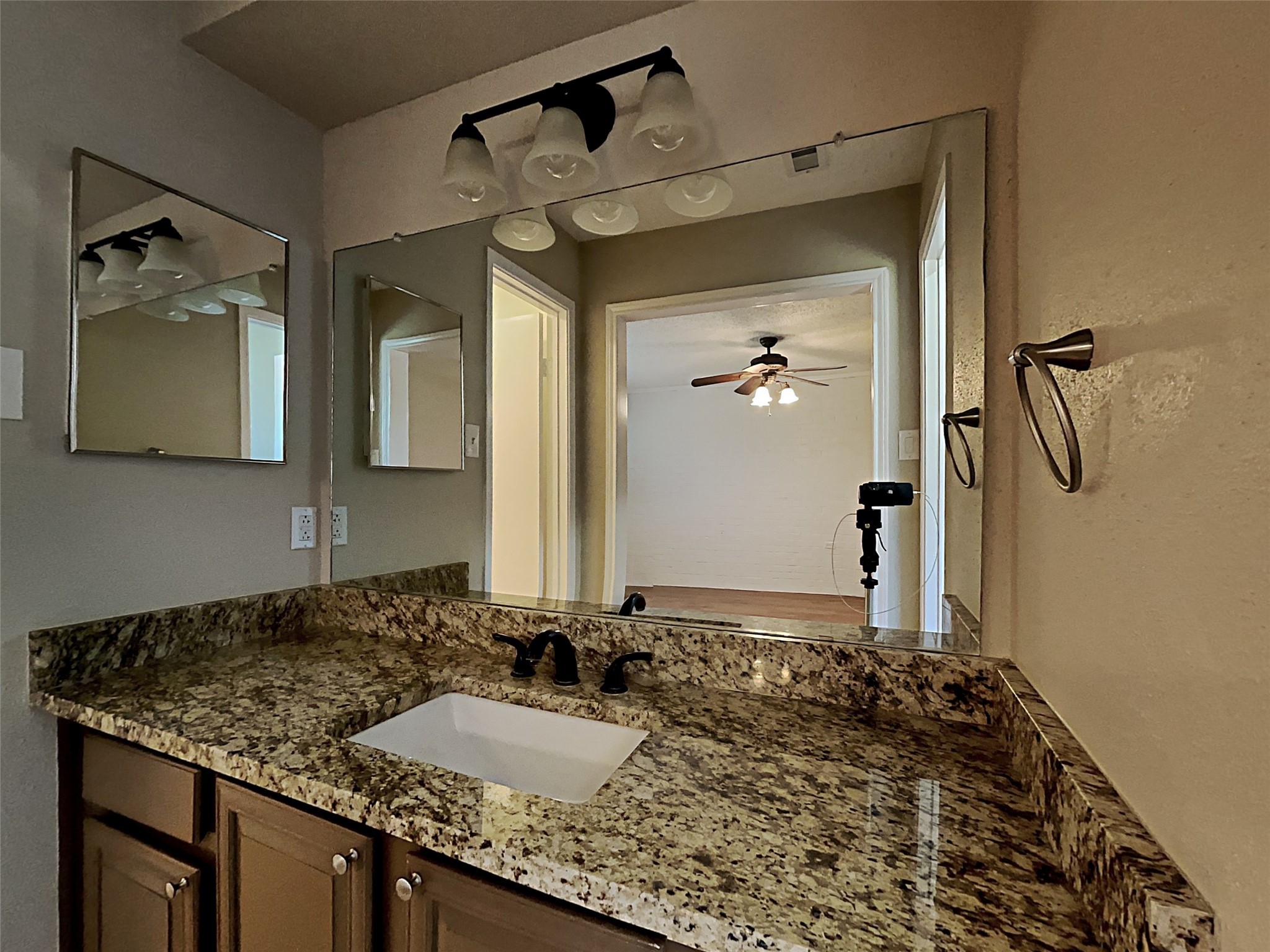 24111 Spring Towne Drive Spring, TX 77373 - Photo 10 of 18