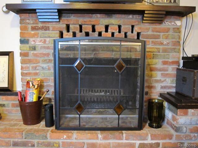 4475 Atkins Road Port Huron, MI 48060 - Photo 12 of 28 IMG_6076.jpg