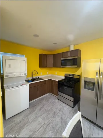 $690,000 | 14727 Honeysuckle Street, Victorville, CA 92394