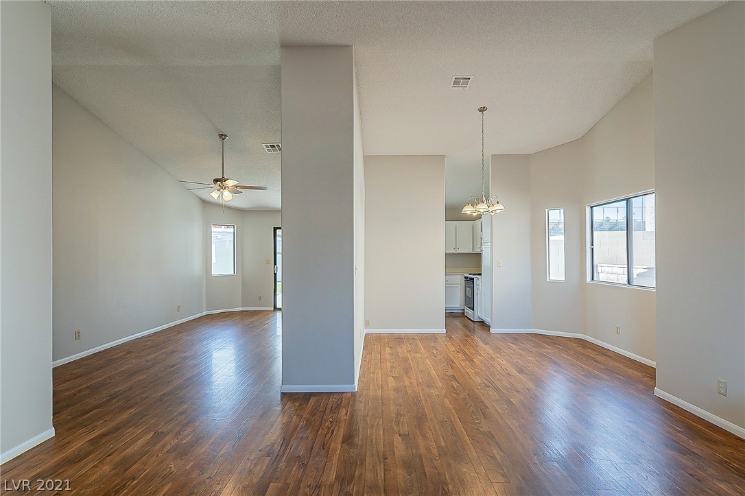 492 Chelsea Drive Henderson, NV 89014 - Photo 7 of 22