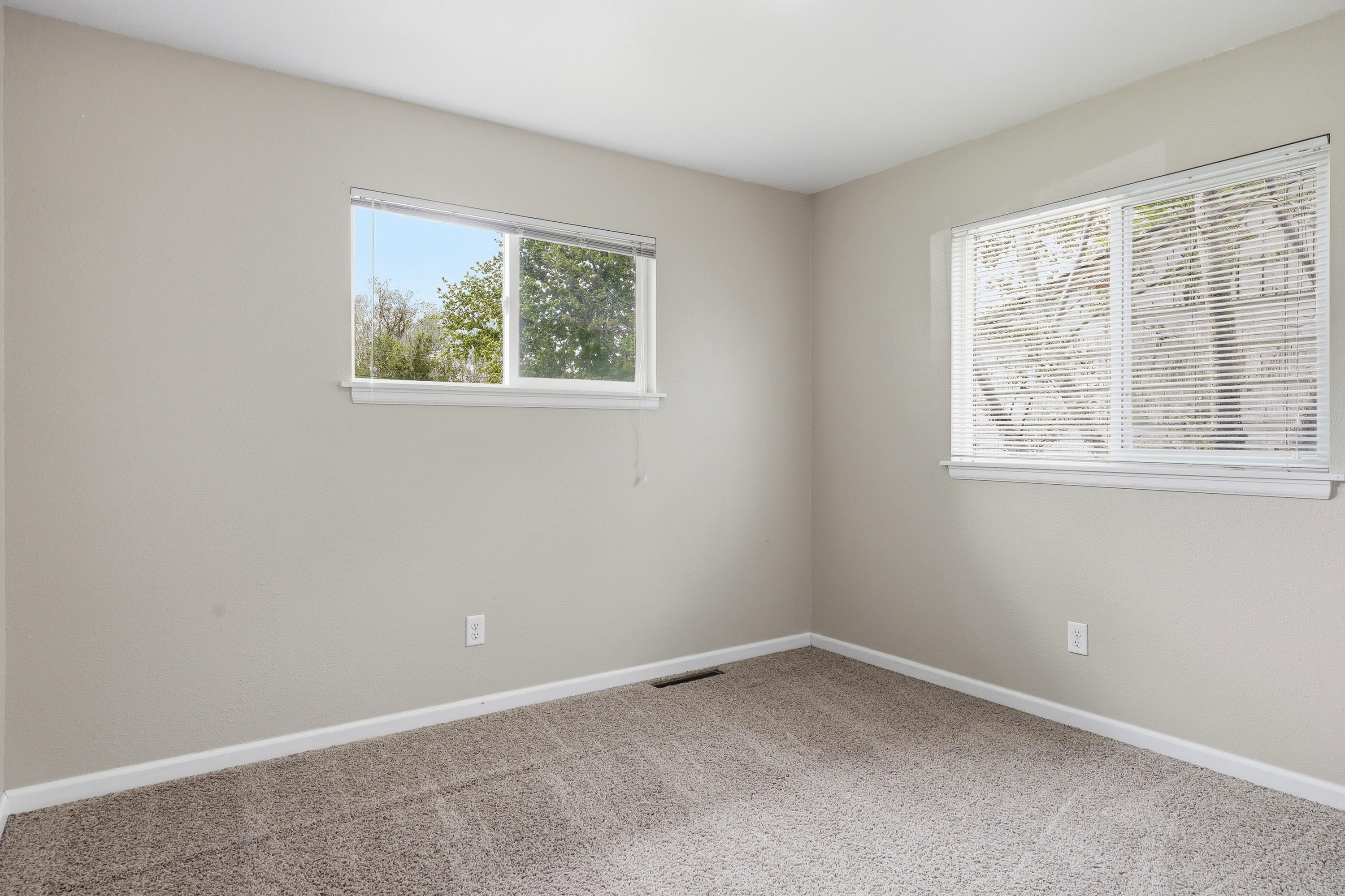 1635 Kit Carson Avenue Casper, WY 82604 - Photo 14 of 20
