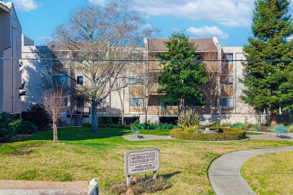 $795,000 | 400 Ortega Avenue, Unit 216, Mountain View, CA 94040