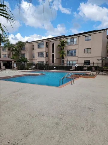 $220,000 | 2846 South University Drive, Unit 4204, Davie, FL 33328