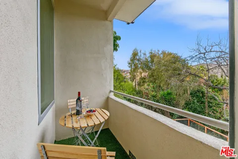 $2,550,000 | 1876 Lookout Road, Malibu, CA 90265