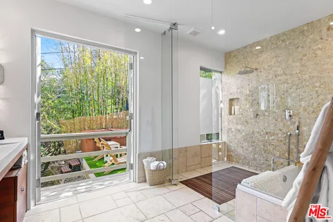 $2,550,000 | 1876 Lookout Road, Malibu, CA 90265