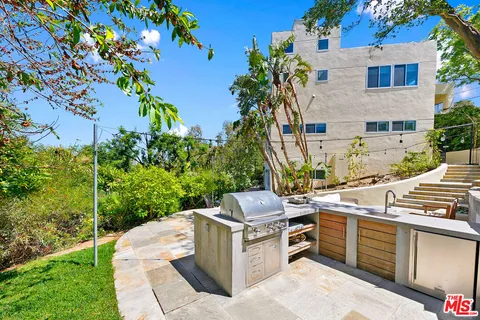 $2,550,000 | 1876 Lookout Road, Malibu, CA 90265