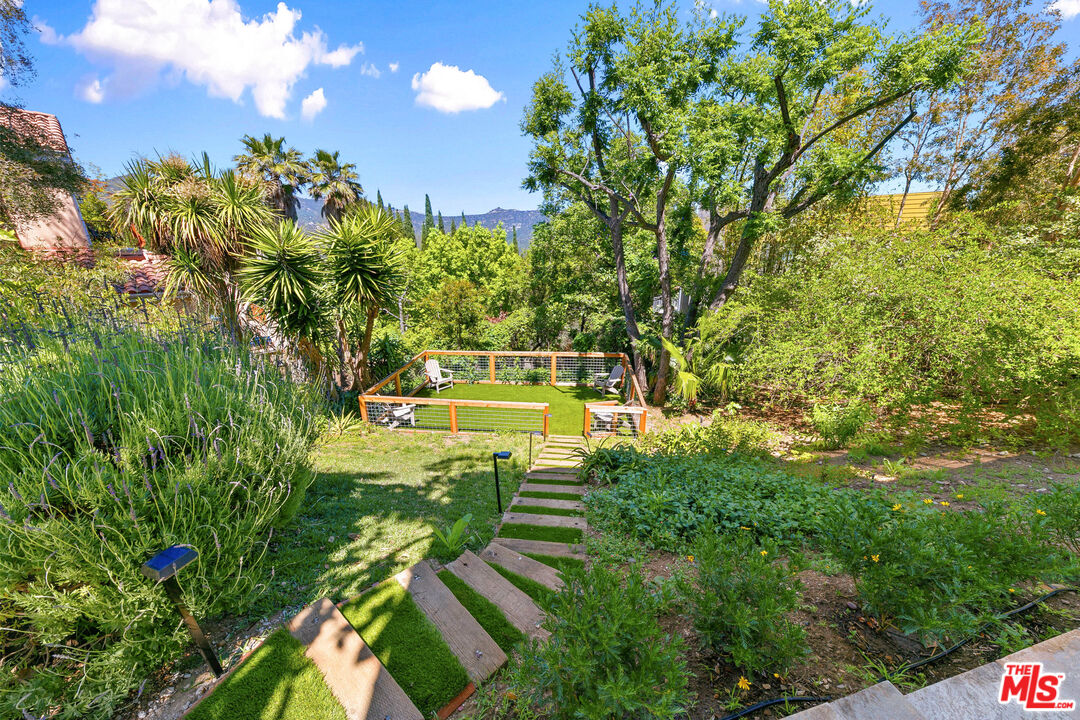 1876 Lookout Road Malibu, CA 90265 - Photo 35 of 48 a view of a tennis court