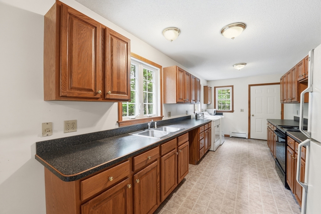 22 Sczygiel Road Ware, MA 01082 - Photo 7 of 42