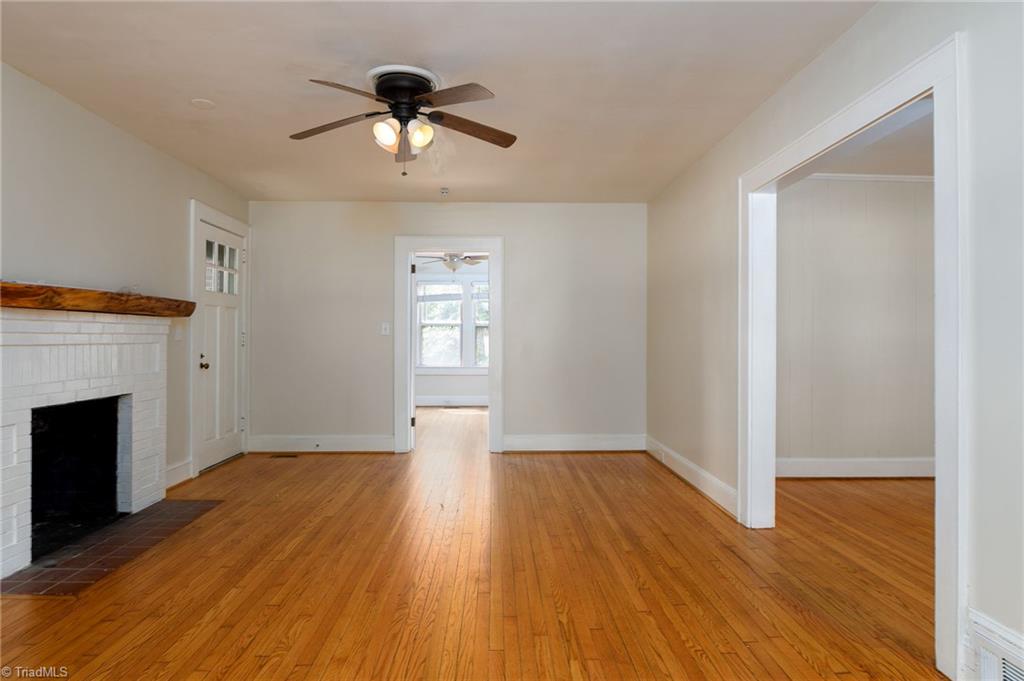 500 Midway School Road Lexington, NC 27295 - Photo 6 of 36 Living room