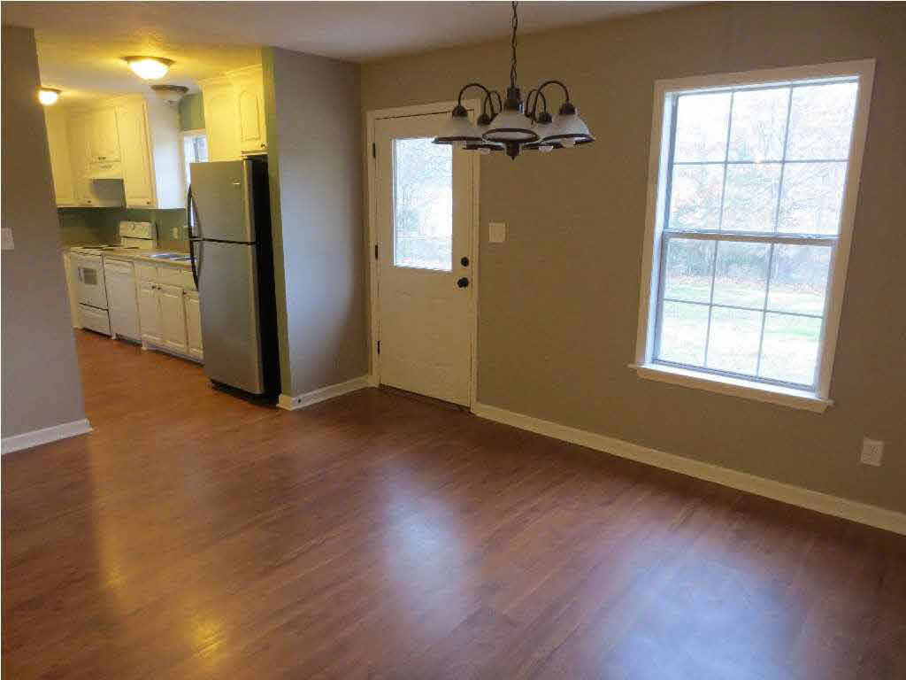 2374 Harahan Road Pearl, MS 39208 - Photo 8 of 17 Dining Area into Kitchen