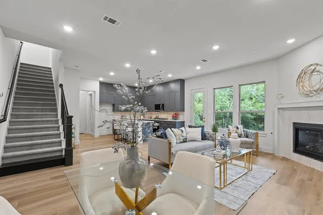 $460,000 | 436 Waterscape Drive, Unit 1443, Hickory Creek, TX 75065