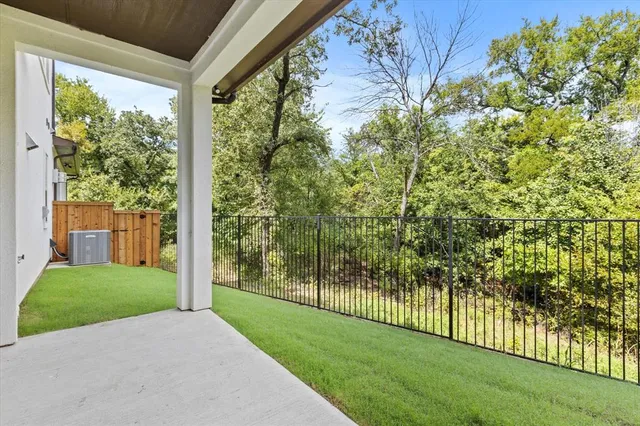 $460,000 | 436 Waterscape Drive, Unit 1443, Hickory Creek, TX 75065