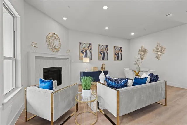 $460,000 | 436 Waterscape Drive, Unit 1443, Hickory Creek, TX 75065