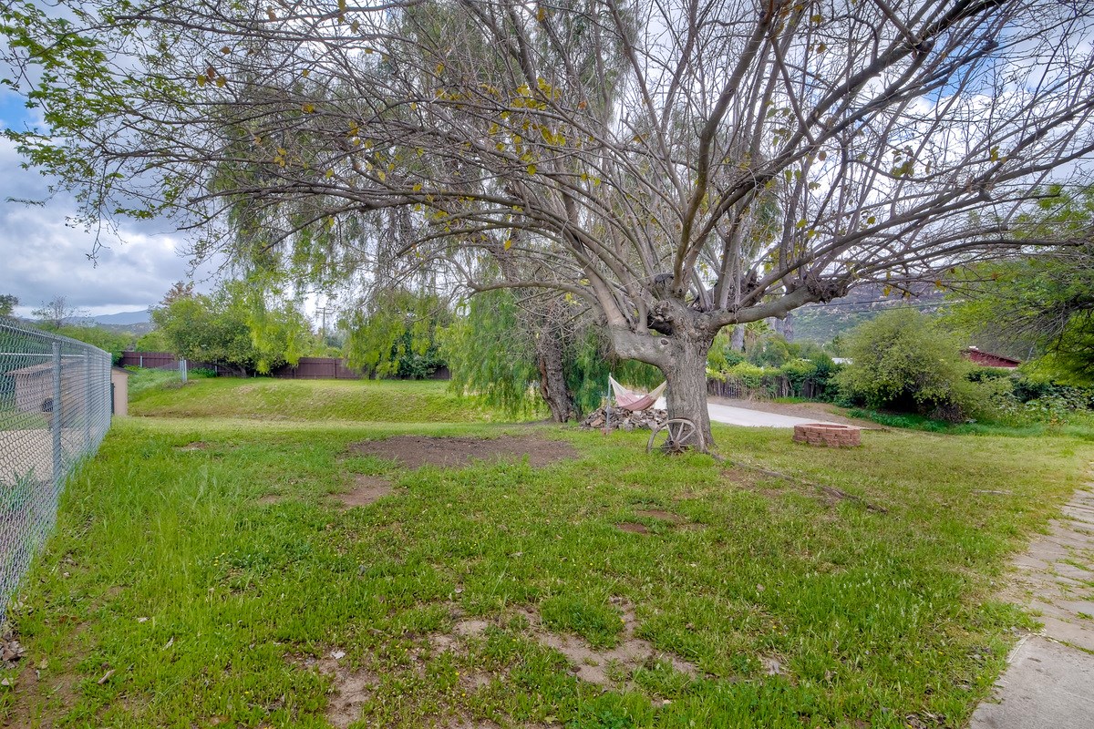9893 Hawley Road El Cajon, CA 92021 - Photo 17 of 20 Gallery Image 17