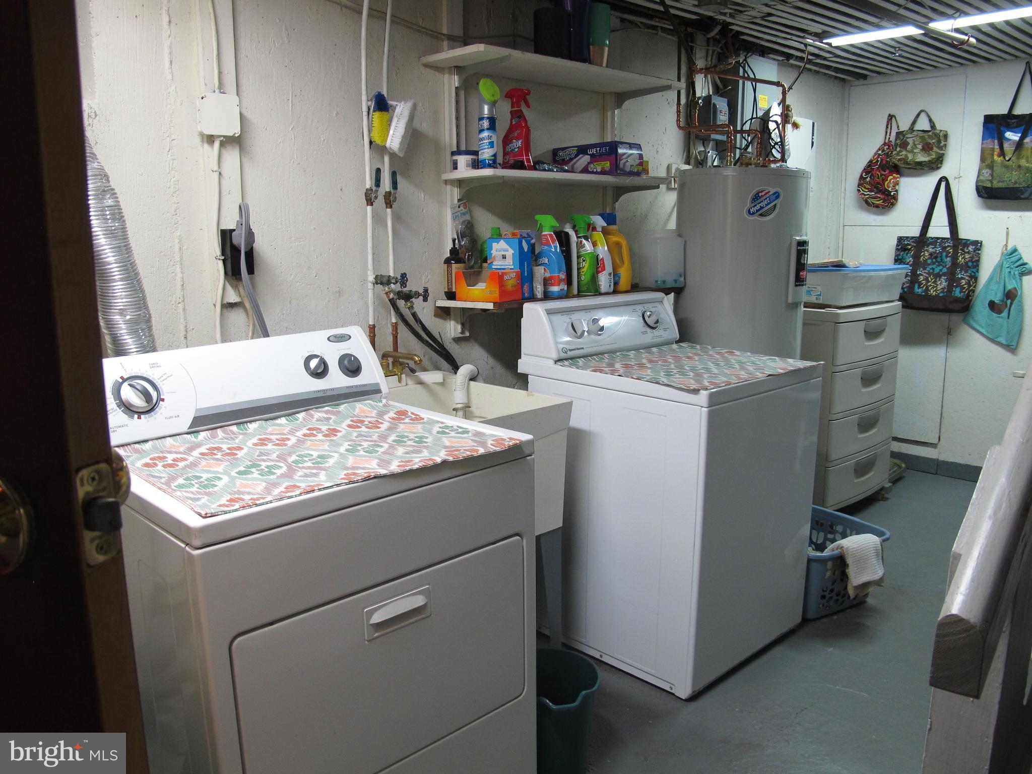 19 North Line Road Newtown Square, PA 19073 - Photo 28 of 39 Lower level laundry area