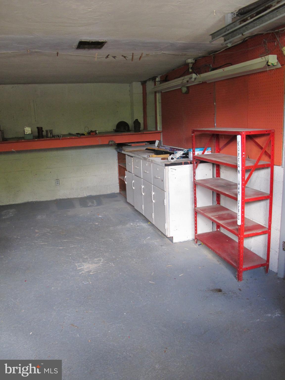 19 North Line Road Newtown Square, PA 19073 - Photo 31 of 39 Garage