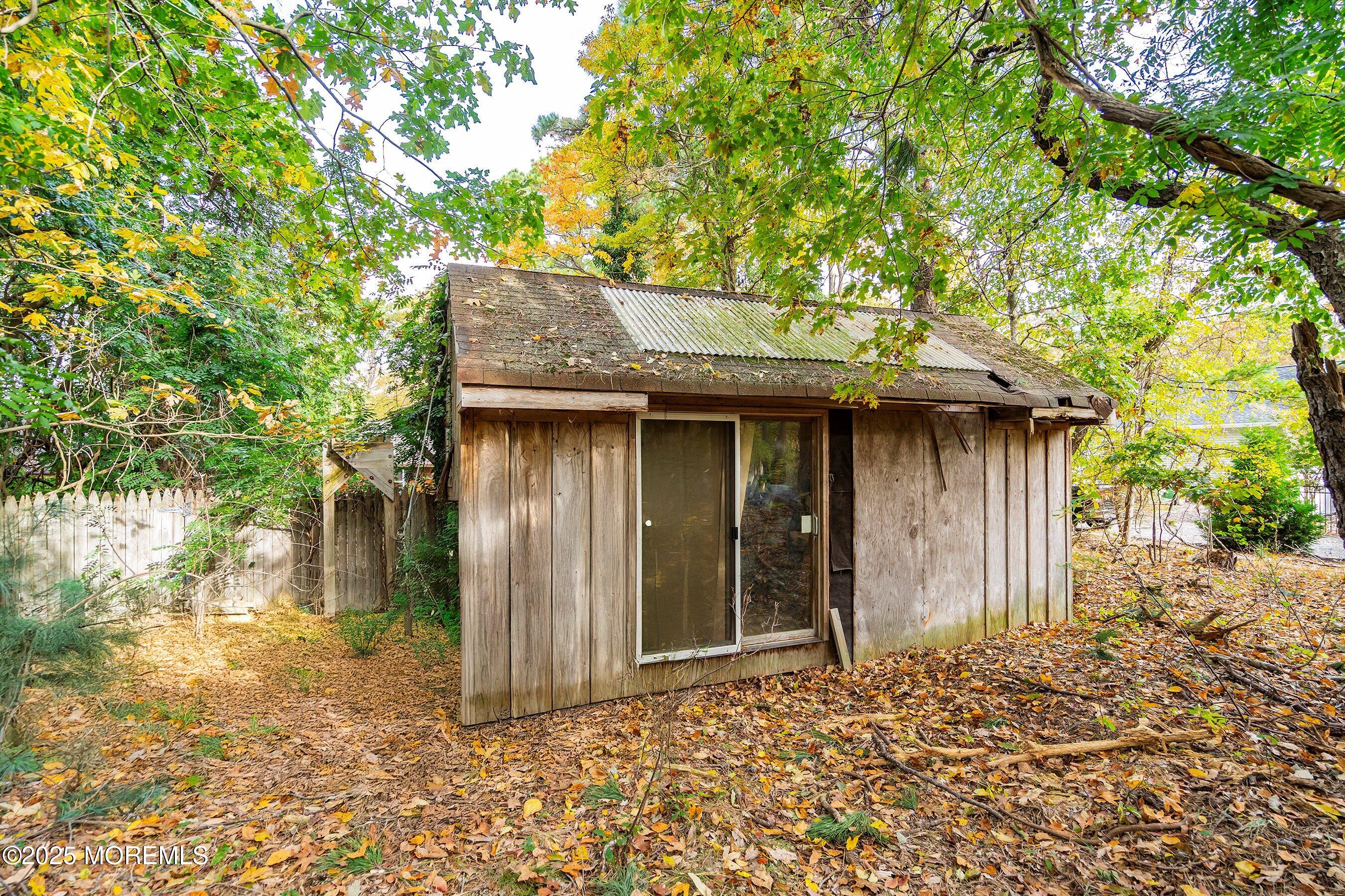 53 Hilltop Road Howell, NJ 07731 - Photo 28 of 40 28-Shed