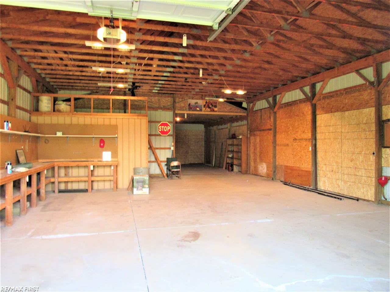 10490 Weber Road Columbus, MI 48063 - Photo 38 of 51 31328276-37.JPG